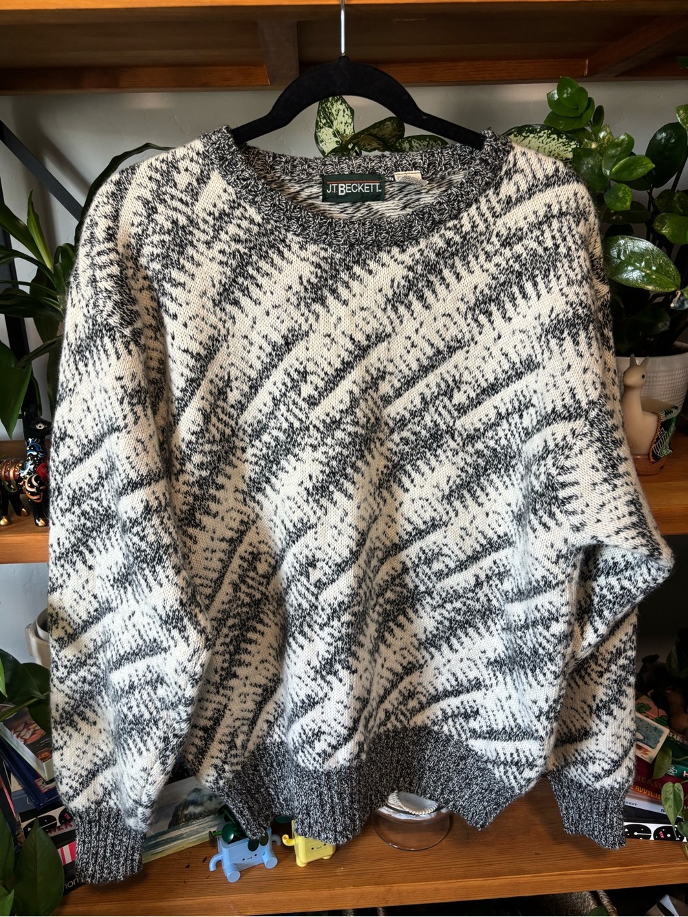 Vintage JT Beckett Black & White Marled Knit Sweater | Large